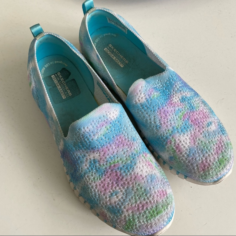 Skechers Walking Shoes